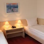 Hotel Am Bad 3*